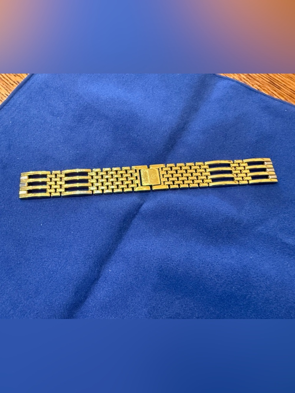 Movado Men’s Gold Esperanza Watch band